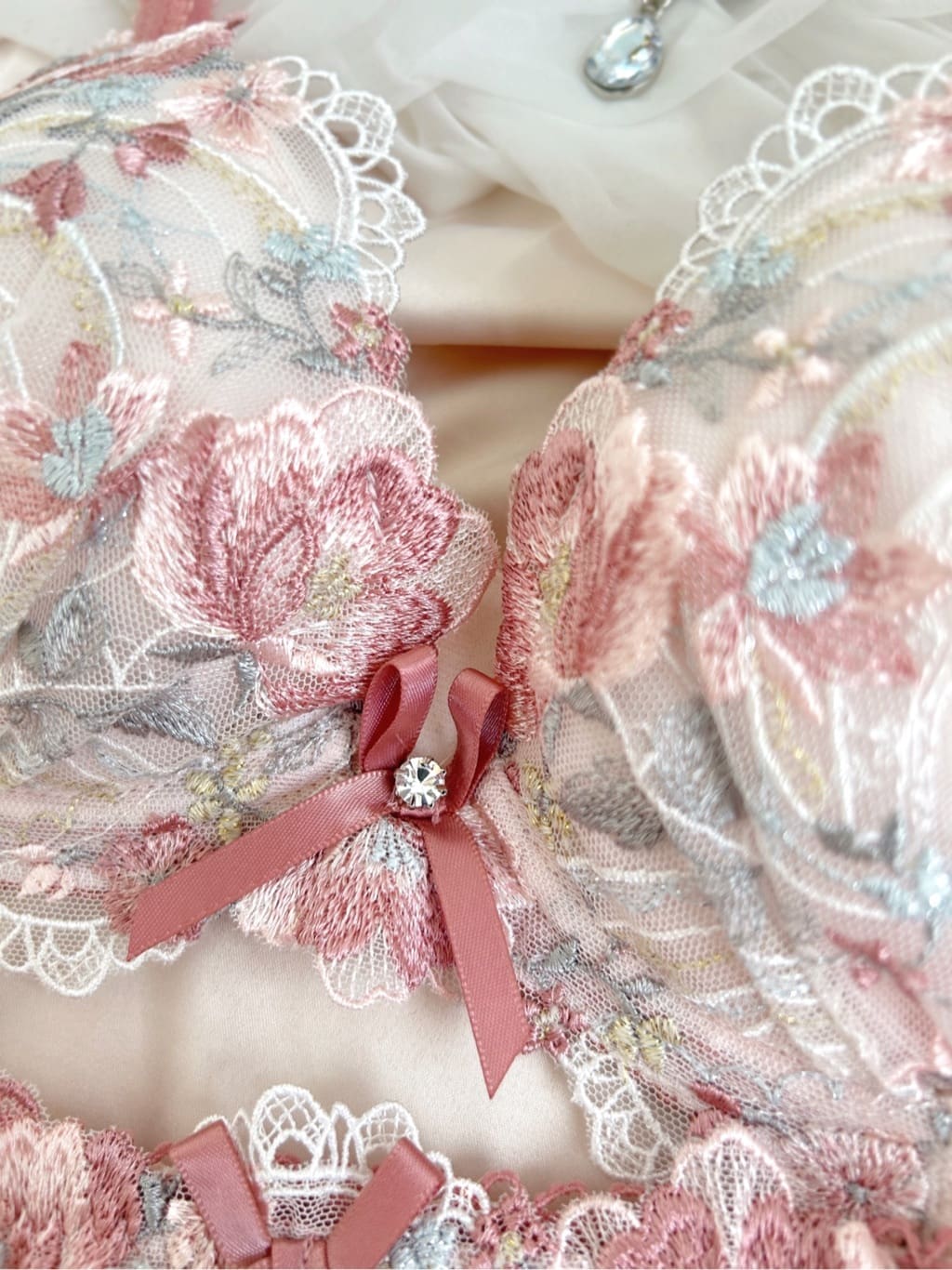 anさんの「Risa Magli｜サリー ブラジャー （D-F） ＜V Make Type＞」を使ったコーディネート