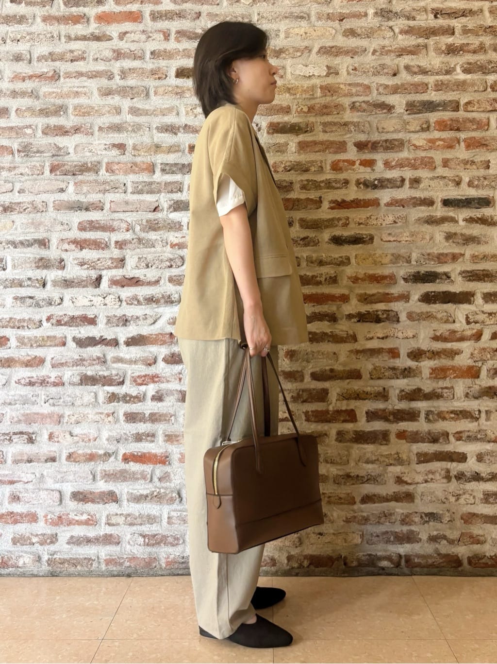 しばさんの「THE SHOP TK｜アソートロゴTシャツ【接触冷感/防シワ/吸水速乾/UVケア/洗濯機OK】」を使ったコーディネート