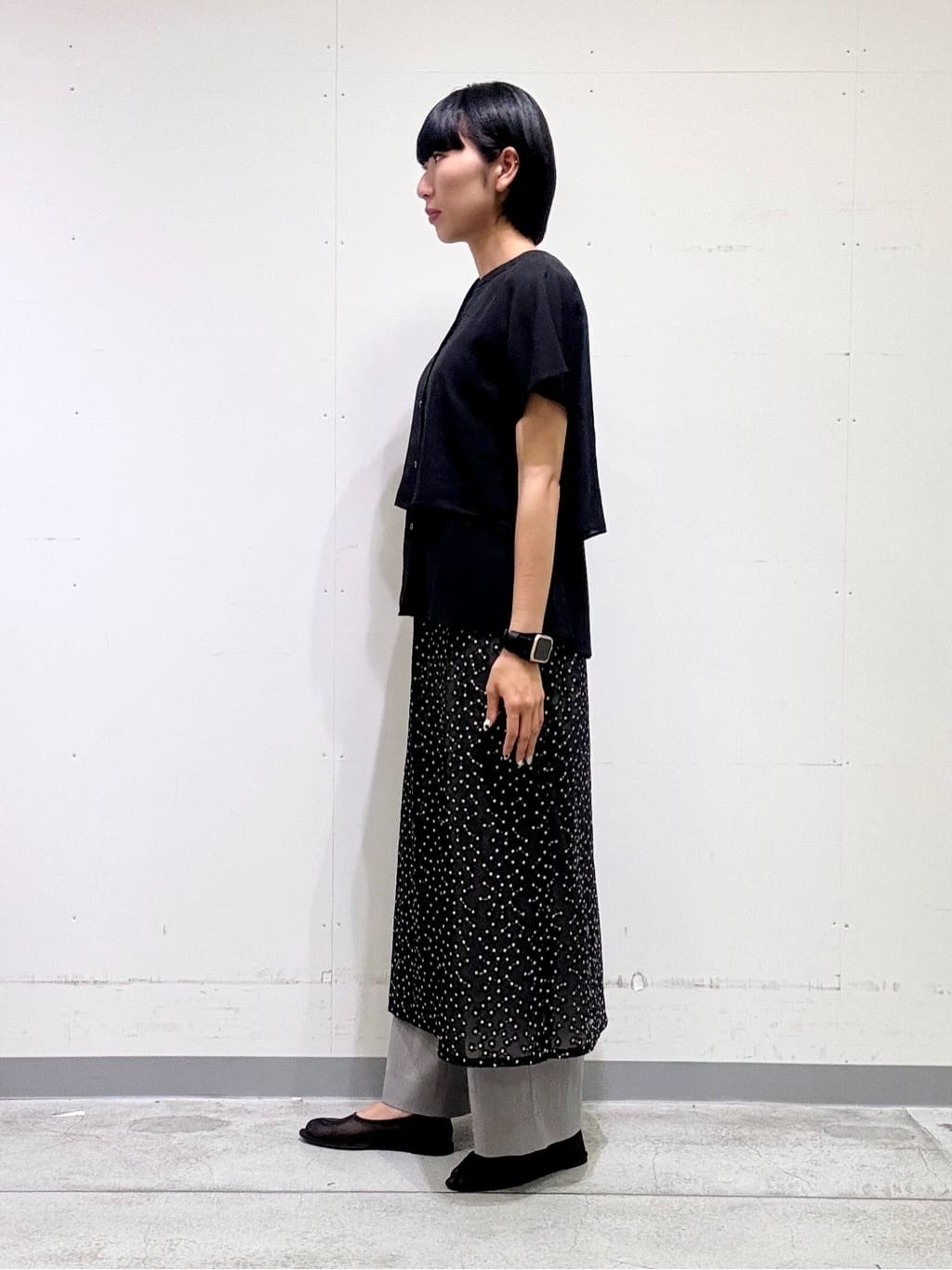 naoさんの「INDIVI｜【トレンド感◎】レイヤード レーススカート」を使ったコーディネート