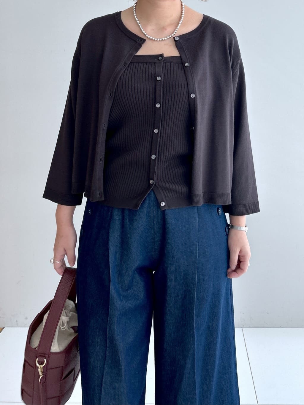 Hirokaさんの「Dessin｜【2点セット・洗える】2WAYカーディガン＆キャミソールアンサンブル」を使ったコーディネート