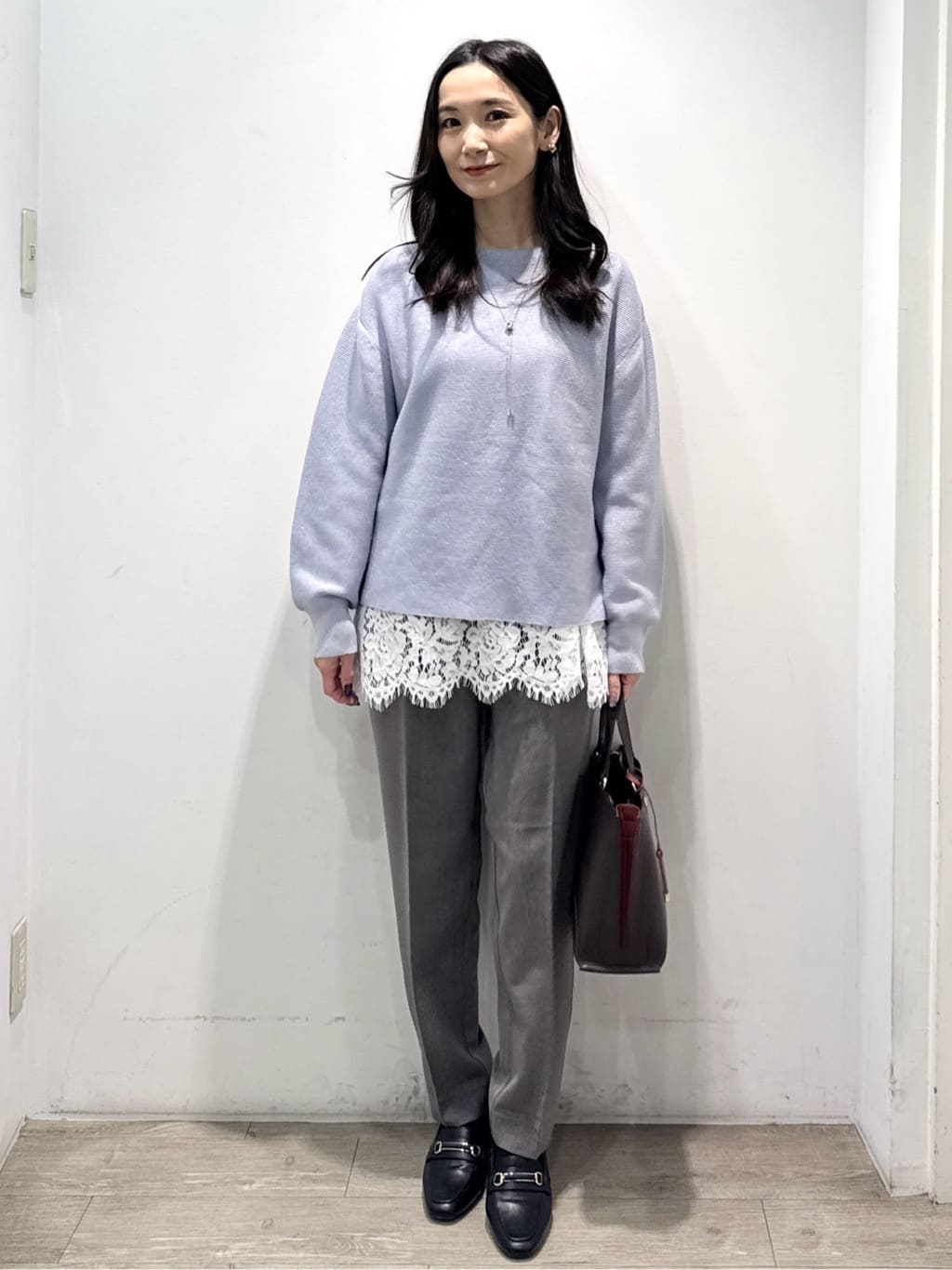 yuicciさんの「OPAQUE.CLIP｜ウォームタッチ イージーテーパードパンツ【洗濯機洗OK／ストレッチ】」を使ったコーディネート