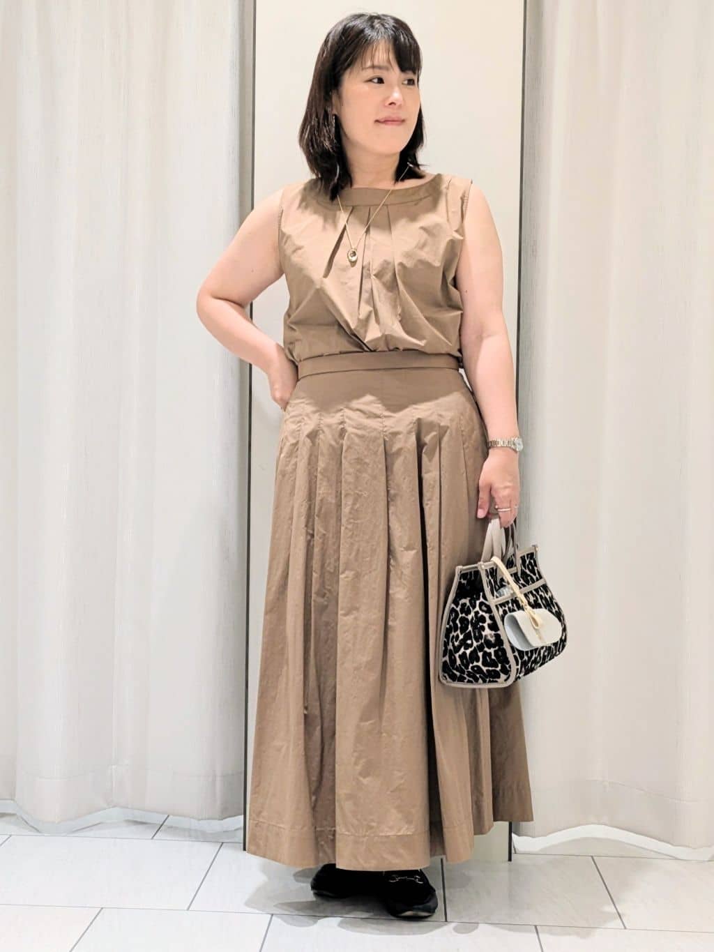 Onumaさんの「UNTITLED｜【アンサンブル可/薄手】ベーシッククルーネックカーディガン」を使ったコーディネート