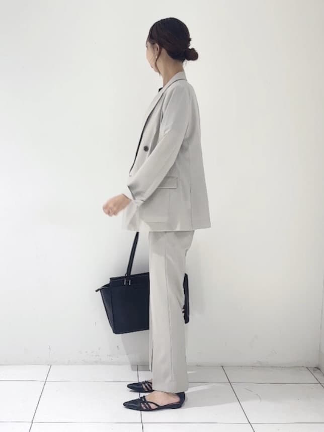 shioriさんの「INDIVI｜【インナーとしても活躍！】シンプルTシャツ」を使ったコーディネート