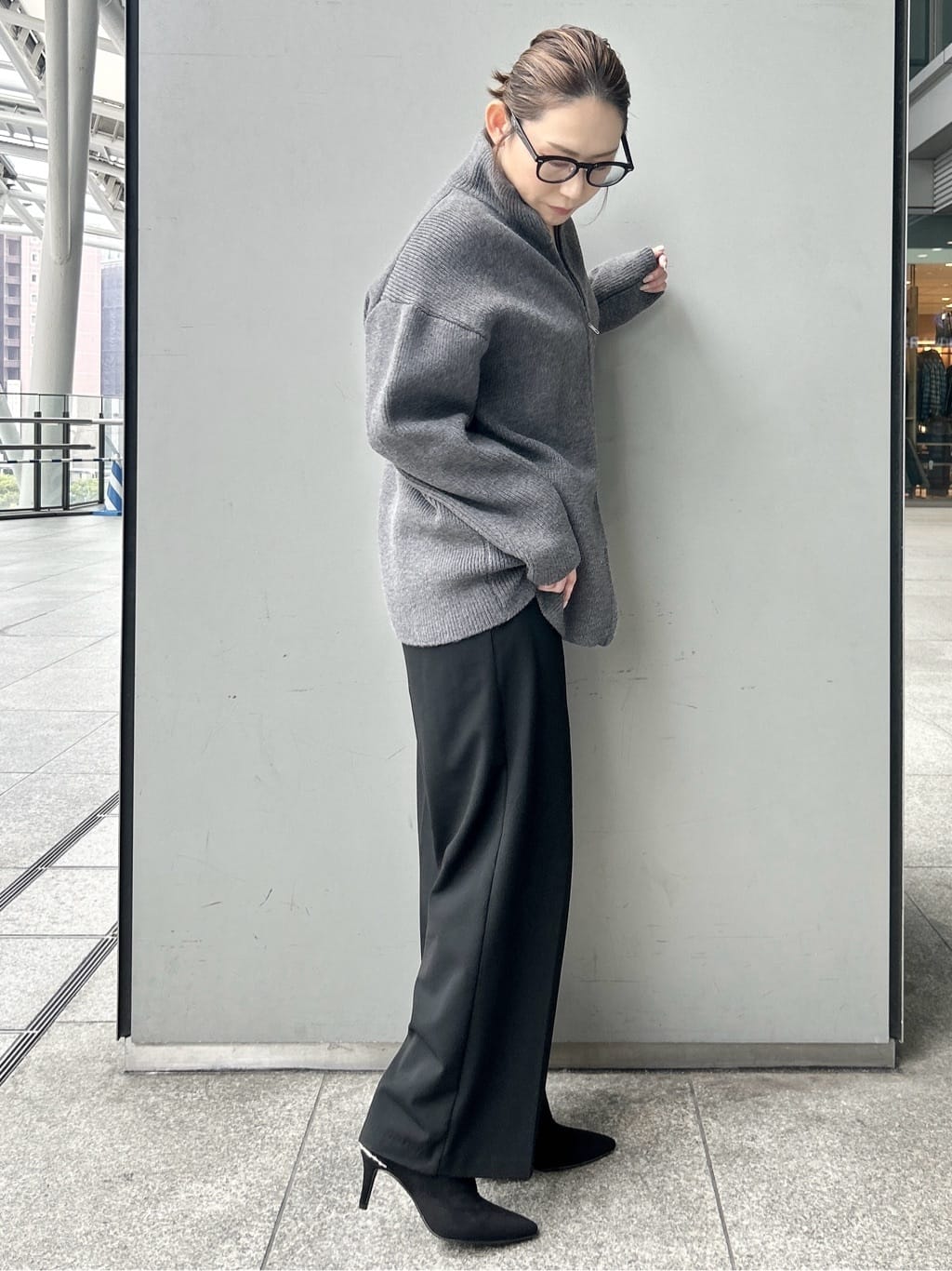 machikoさんの「ESPERANZA｜ジュエルヒールショートブーツ」を使ったコーディネート