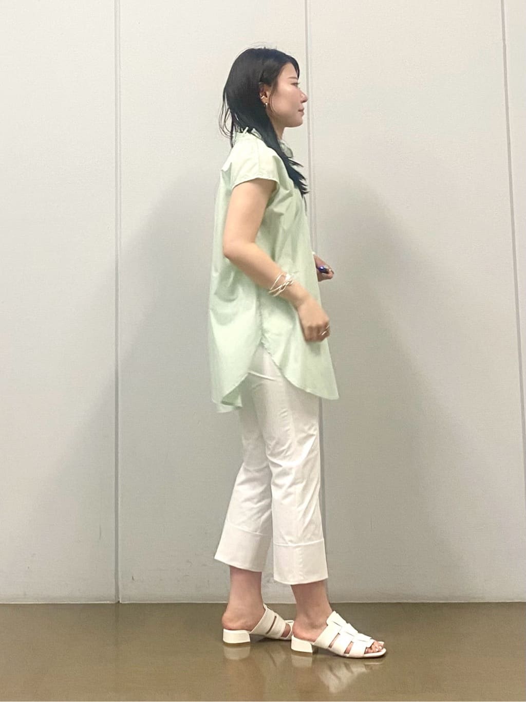 misakiさんの「INDIVI｜【洗える／前後2WAY】インナータンクトップ」を使ったコーディネート