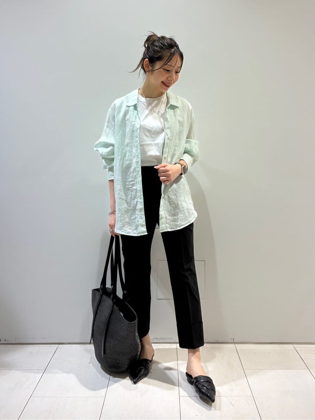 KAOさんの「INDIVI｜バイカラーショートネックレス」を使ったコーディネート