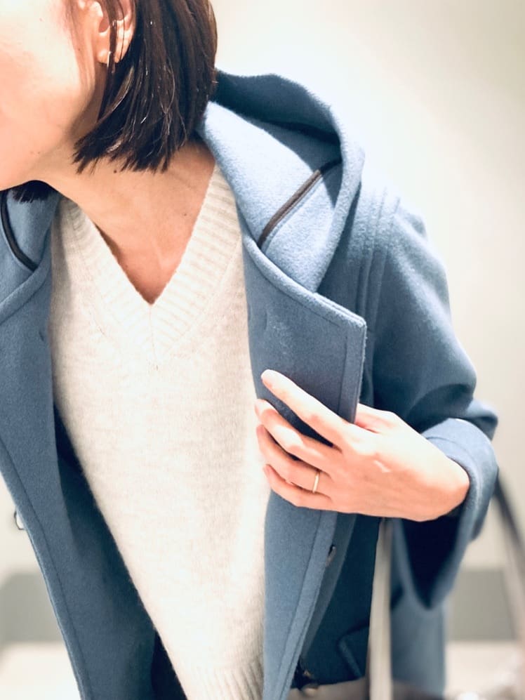 Furuさんの「DRESSTERIOR｜アルパカブレンドVネックニット」を使ったコーディネート
