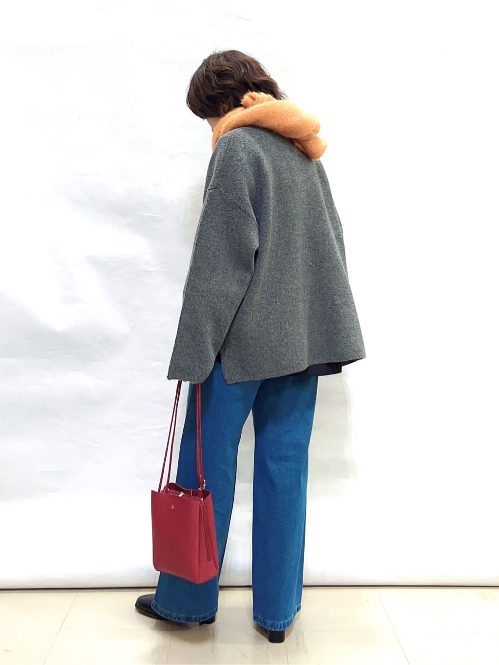 まっつんさんの「SHOO･LA･RUE｜【S-LL】インせず決まる 背中タック入り パフ袖トップス」を使ったコーディネート