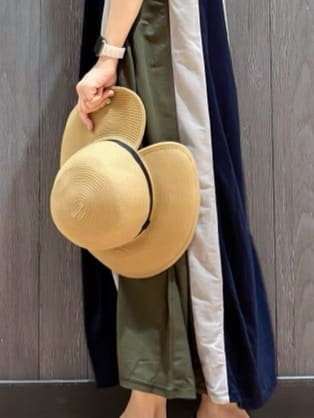 meiさんの「SHOO･LA･RUE｜【S-LL/ひんやり】全身すっきり見えが楽に叶う サイド切替 バイカラーAラインワンピース」を使ったコーディネート
