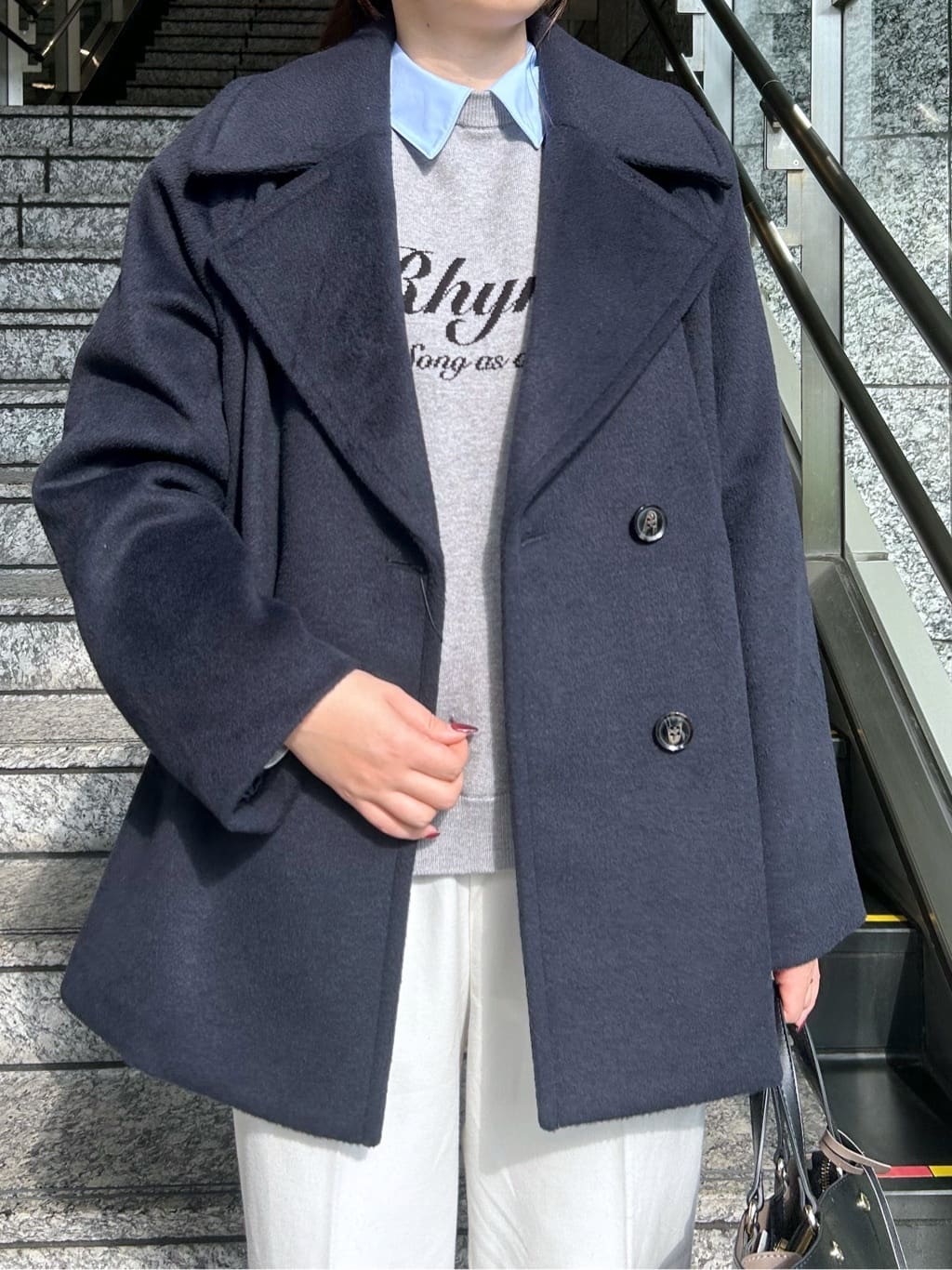 Risaさんの「OPAQUE.CLIP｜カシミヤブレンドウールミドルピーコート」を使ったコーディネート