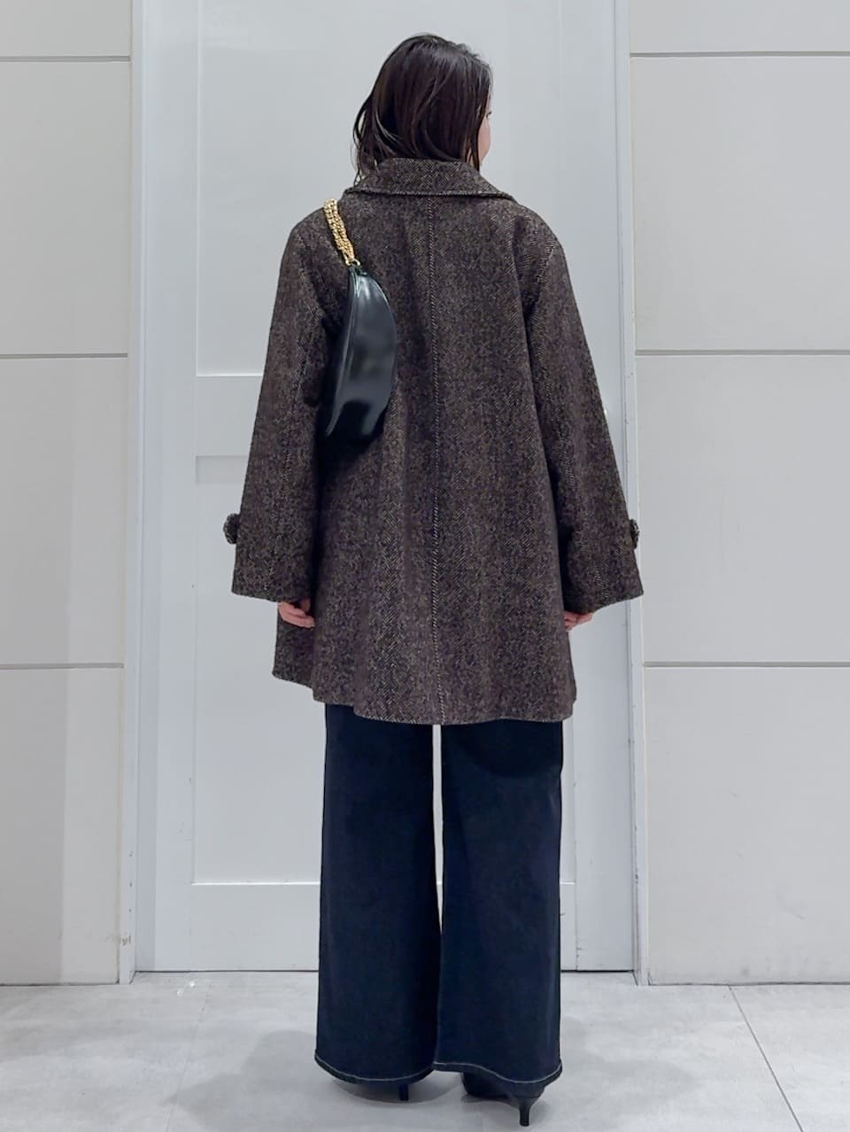 yuka.aさんの「OPAQUE.CLIP｜ヘリンボーンステンカラーコート」を使ったコーディネート
