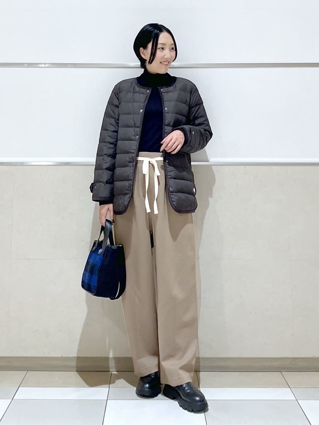 eriko さんの「Dessin｜【撥水・2WAY】ミュラーダウンコートミドル丈」を使ったコーディネート