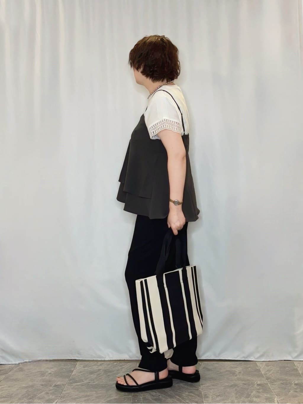 たみさんの「SHOO･LA･RUE｜【S-LL/セットアップ可/ひんやり】女性らしさ溢れる ティアードキャミソール」を使ったコーディネート