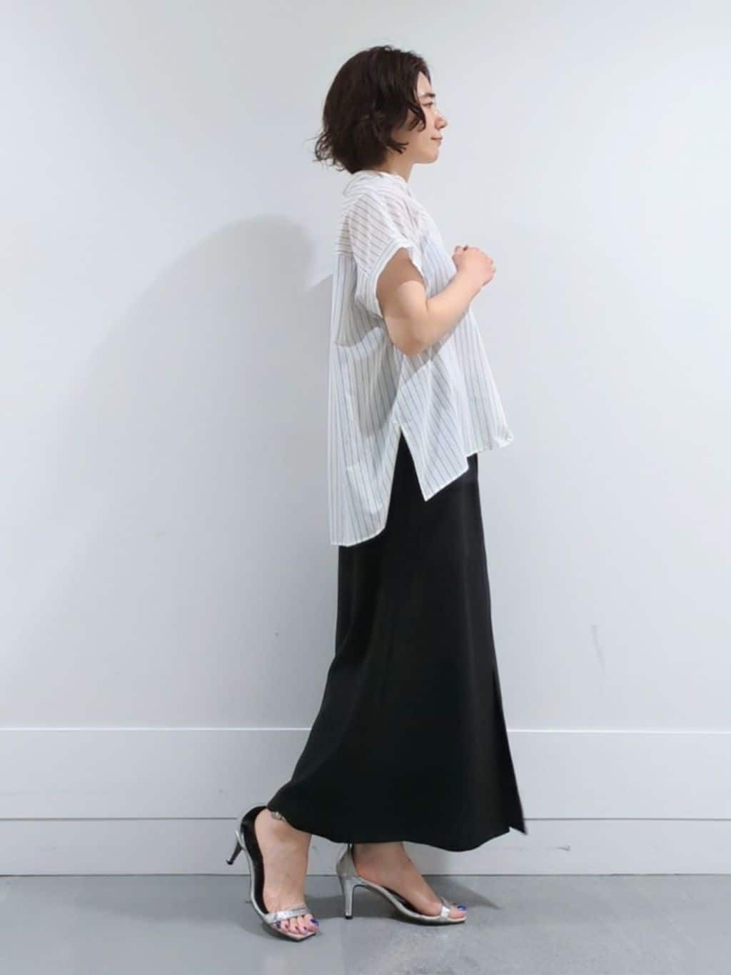 ミズタさんの「UNTITLED｜【洗える/スキッパー】フレンチスリーブシアーブラウス」を使ったコーディネート