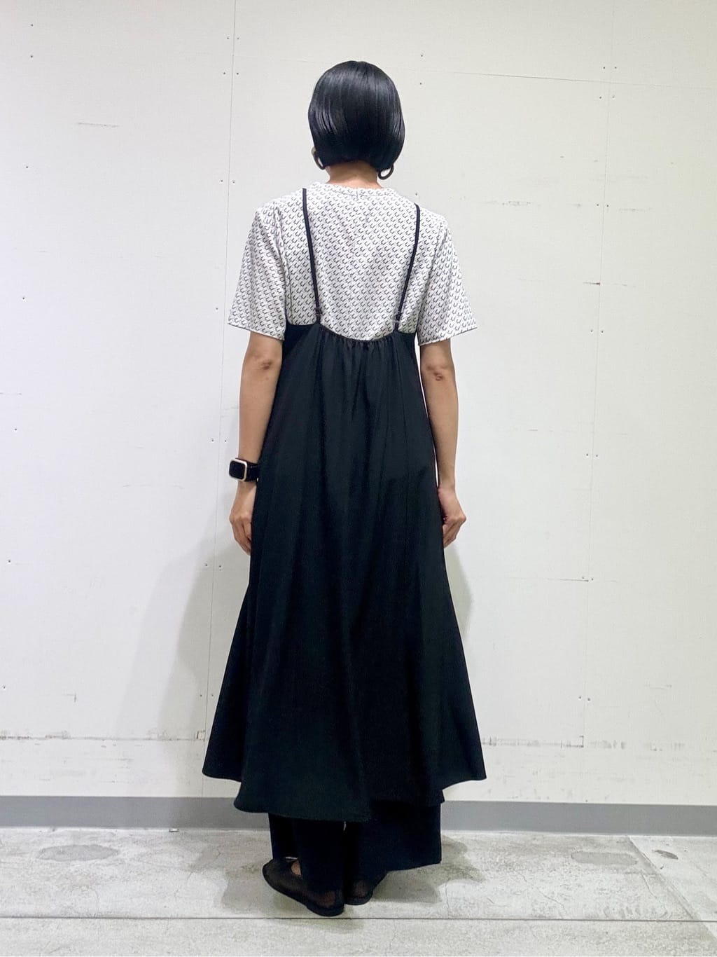 naoさんの「INDIVI｜【洗える／UVケア】幾何学柄＆無地ボウタイブラウス」を使ったコーディネート