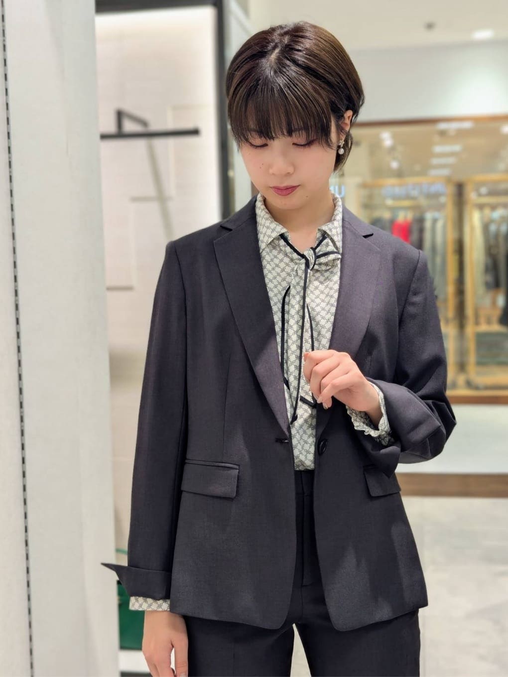 nonoさんの「UNTITLED｜【洗える/お仕事スーツ】ドライメランジ テーラードジャケット」を使ったコーディネート