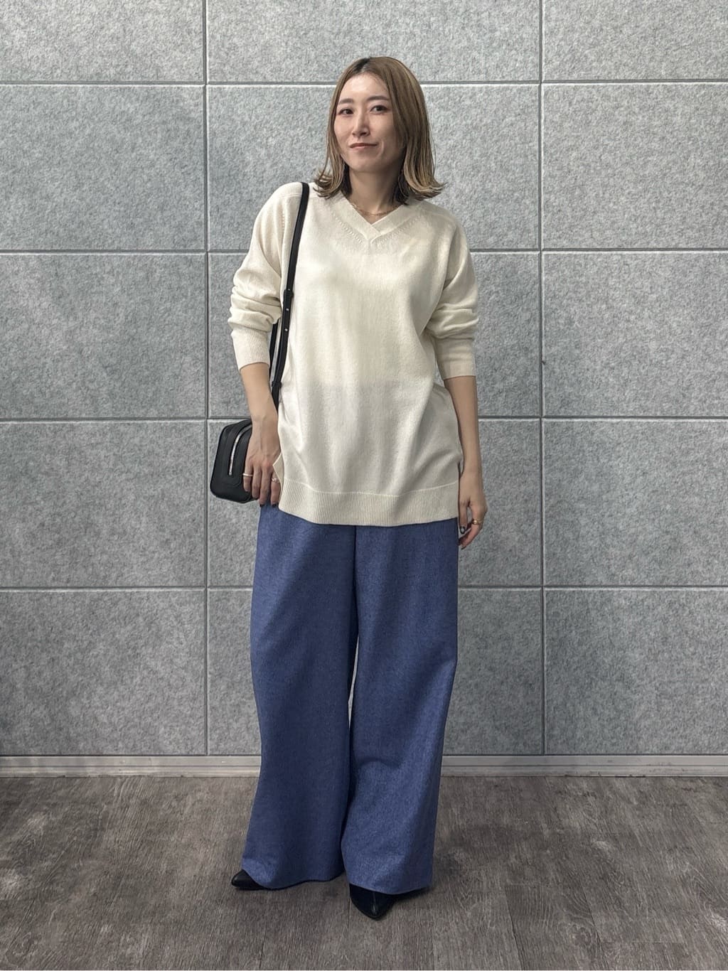 kotakiさんの「INDIVI｜【撥水／洗える／デザイン衿】ステッチレス ショートダウンコート」を使ったコーディネート