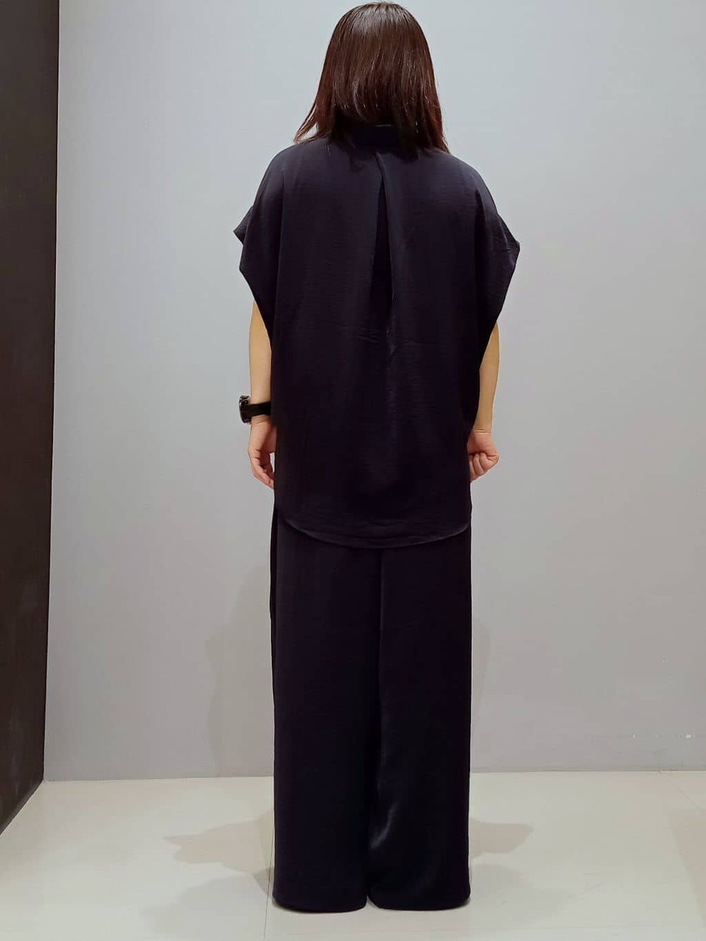 yukaさんの「THE SHOP TK｜コットンライクブラウス【接触冷感/洗濯機OK/UV/セットアップ可】」を使ったコーディネート
