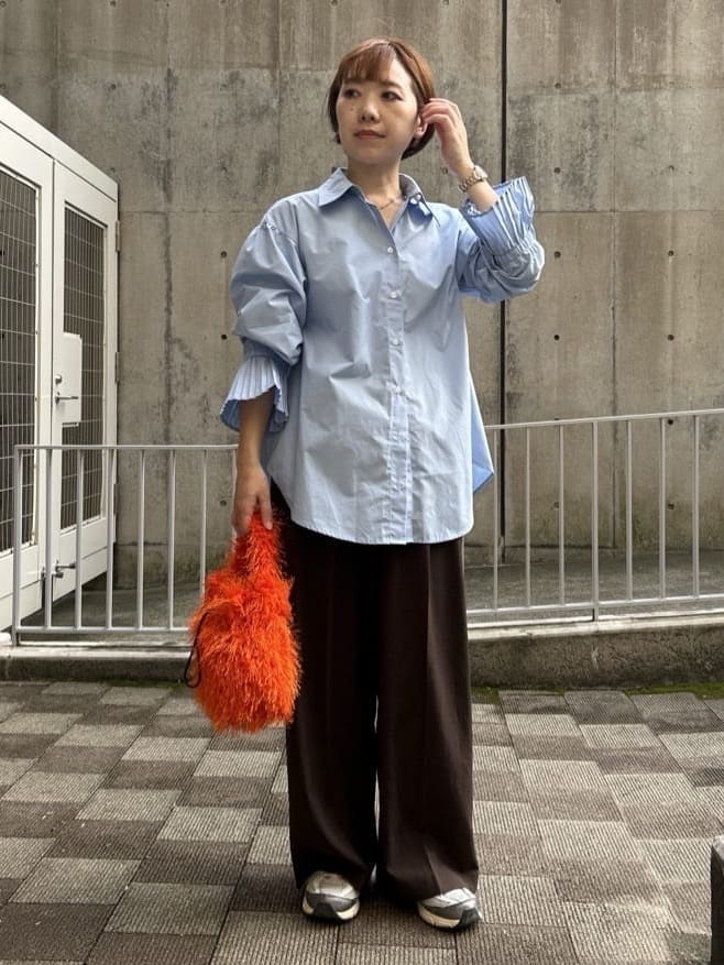 ga_riさんの「THE SHOP TK｜【きれいめもカジュアルもお任せ】2タックワイドパンツ【セットアップ可】」を使ったコーディネート