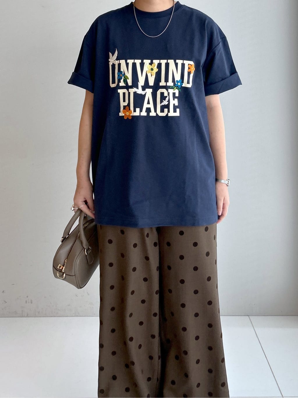 Hirokaさんの「Dessin｜ロゴ刺繍Tシャツ」を使ったコーディネート