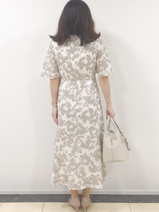 yukinaさんの「COUP DE CHANCE｜【手洗い可／日本製】花柄ワンピース」を使ったコーディネート