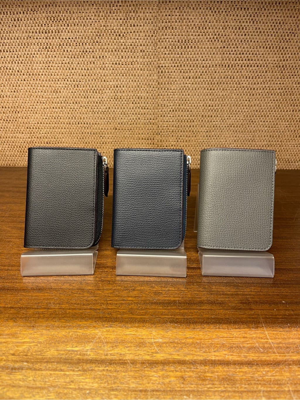 iwさんの「TAKEO KIKUCHI｜クラシコキーケース」を使ったコーディネート