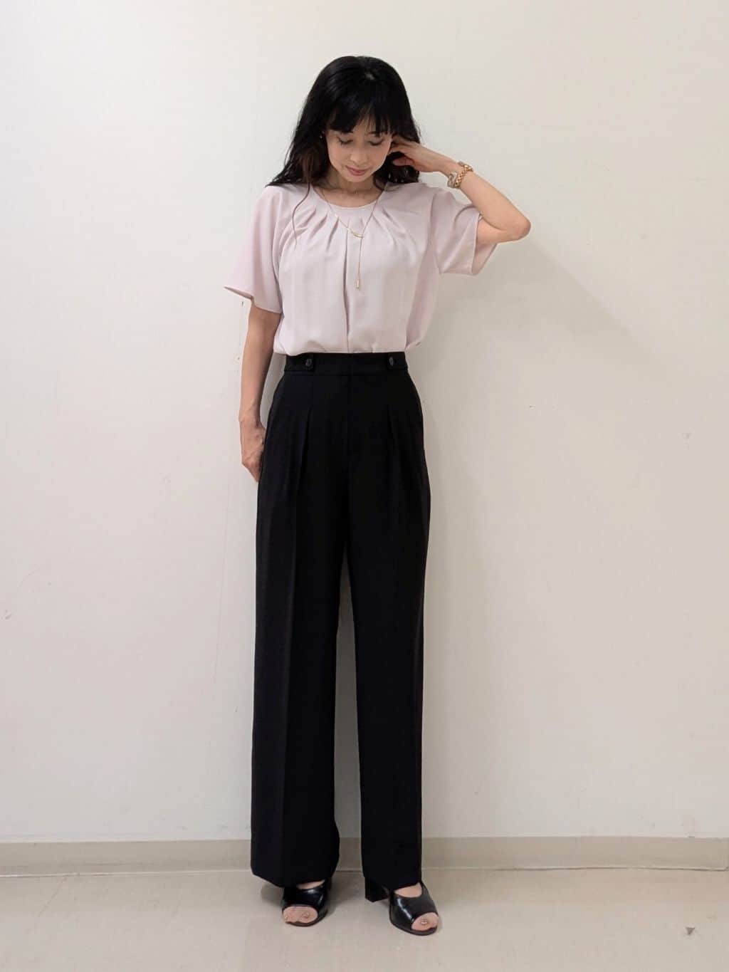 miiさんの「INDIVI｜【軽く羽織れる！】ダブルジャケット」を使ったコーディネート