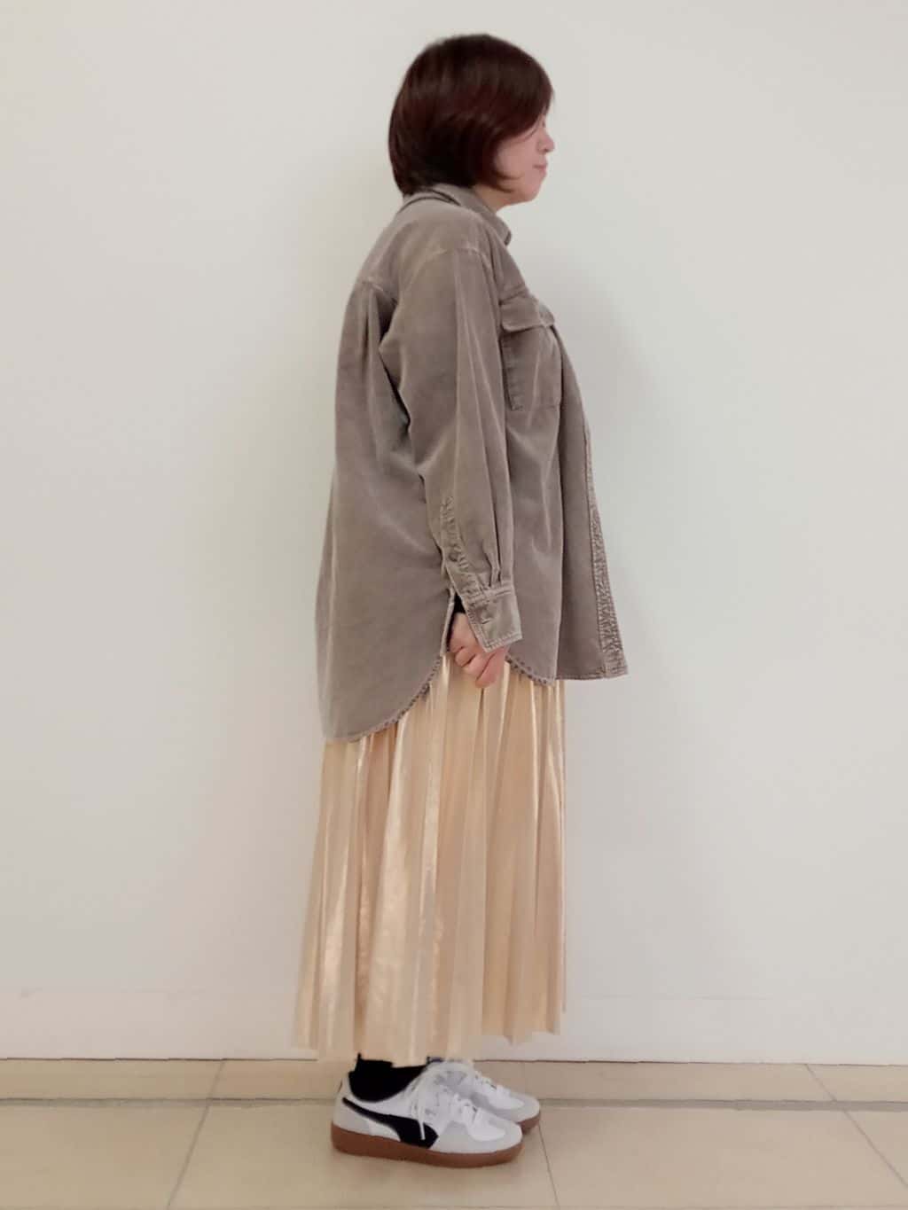 emiさんの「DRESSTERIOR｜【洗える/抜け感】コーデュロイガーメントダイシャツ」を使ったコーディネート