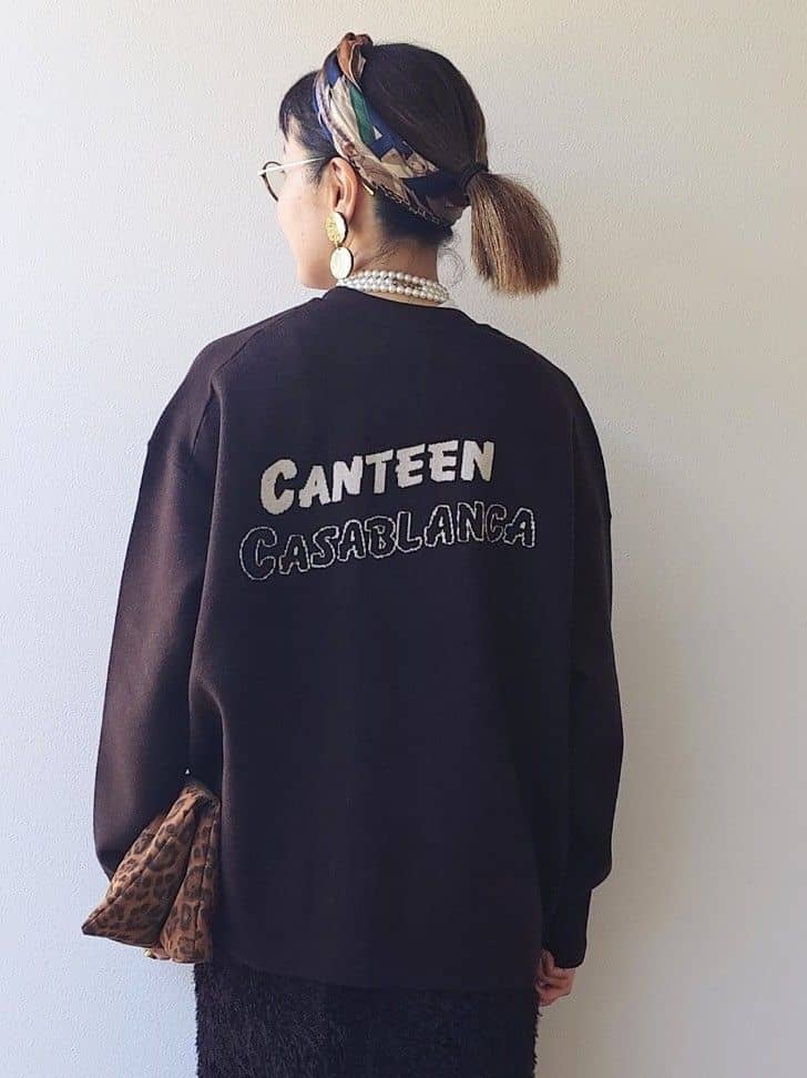MUTSUKOさんの「UNTITLED｜【CHIGNON】CHERIE シンプルロゴTシャツ」を使ったコーディネート