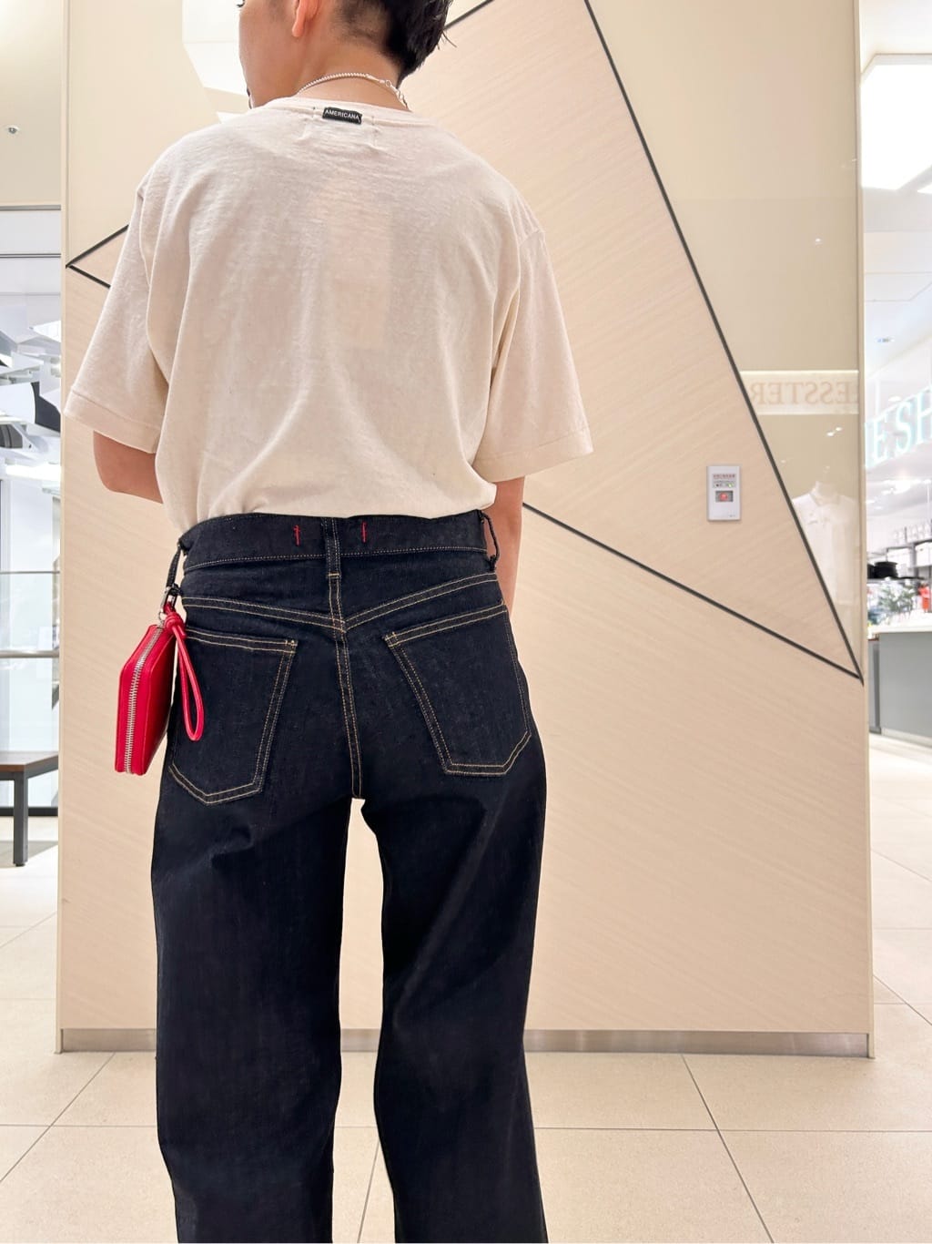 OCHIAIさんの「DRESSTERIOR｜【本革】リアルレザー ハンドストラップ ミニウォレット」を使ったコーディネート