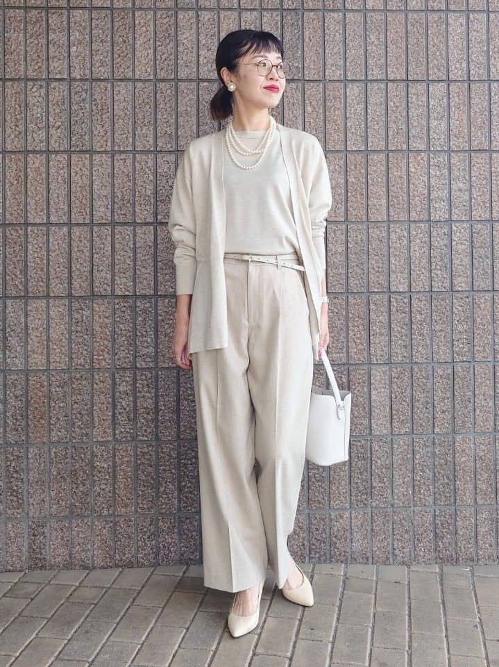 MUTSUKOさんの「UNTITLED｜【アンサンブル可/洗える/ボタンなし】シルクウールカシミヤ 着流しカーディガン」を使ったコーディネート