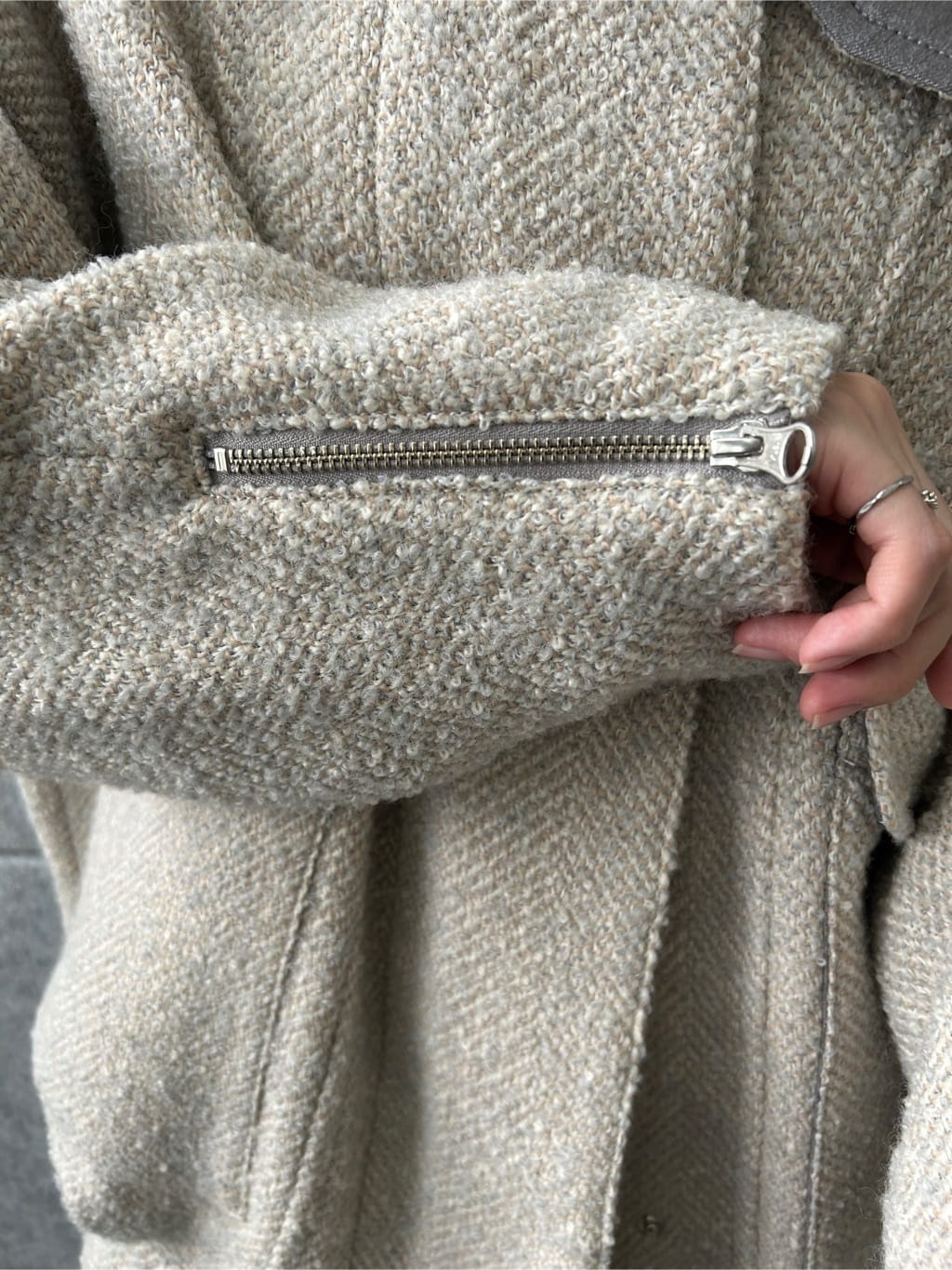 honoka Aさんの「CODE A｜oversized tweed blouson」を使ったコーディネート