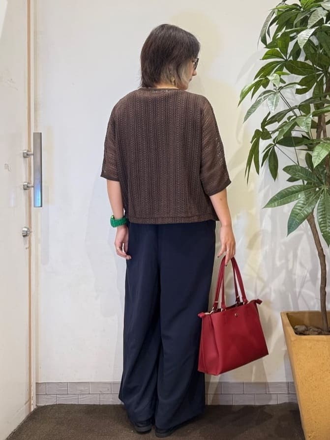 misakiさんの「SHOO･LA･RUE｜【洗える/S-LL】季節の変わり目に 透かし柄が涼やか ジップブルゾン」を使ったコーディネート