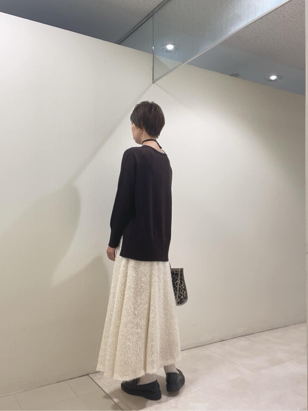 IWAMOさんの「UNTITLED｜【8色展開/体型カバー】魅せるタイムレスニット」を使ったコーディネート