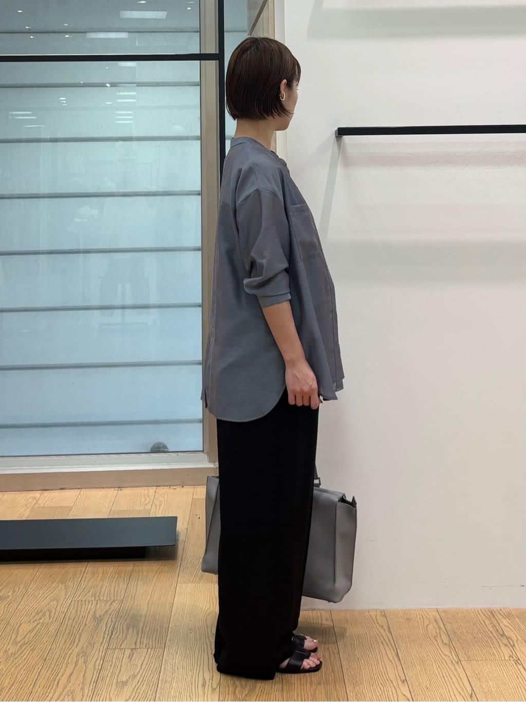 asamiさんの「INDIVI｜【洗える／UVケア／SETUP可能】ドロストワイドパンツ」を使ったコーディネート
