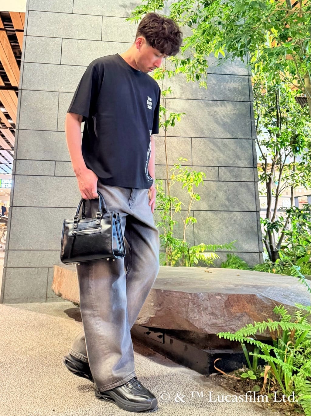 HARUさんの「tk.TAKEO KIKUCHI｜【STAR WARS】Capsule Collection ポンチTシャツ」を使ったコーディネート