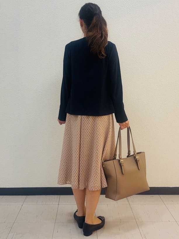 ⭐︎Eimi⭐︎さんの「Reflect｜【マシンウォッシュ可／セットアップ可】コツキ柄プリントブラウス」を使ったコーディネート