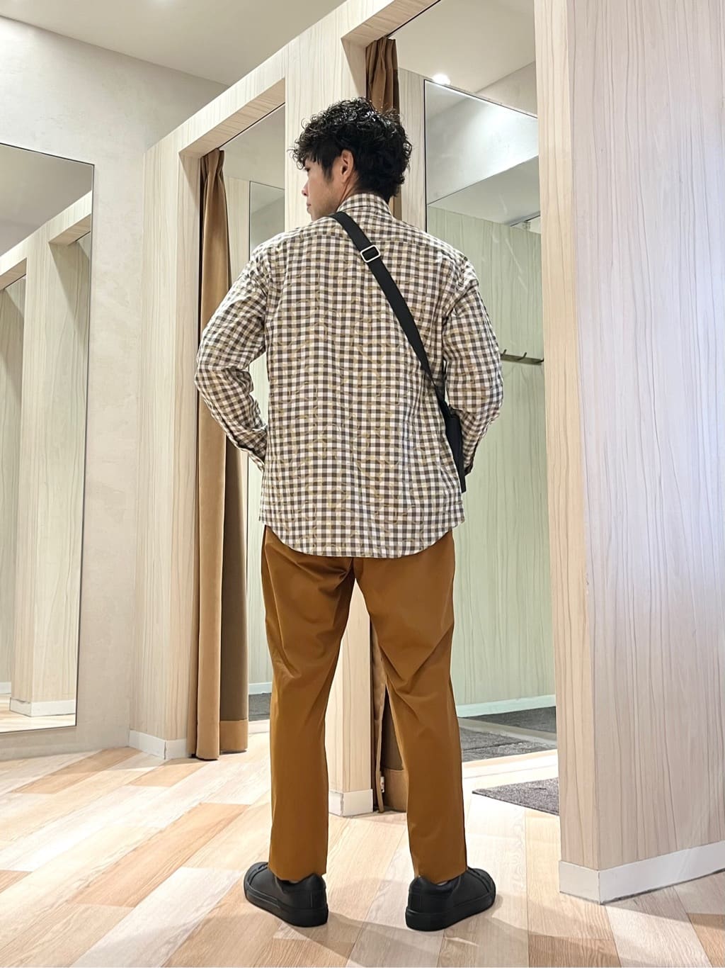 URAさんの「TAKEO KIKUCHI｜チェックボーラーガーゼシャツ」を使ったコーディネート