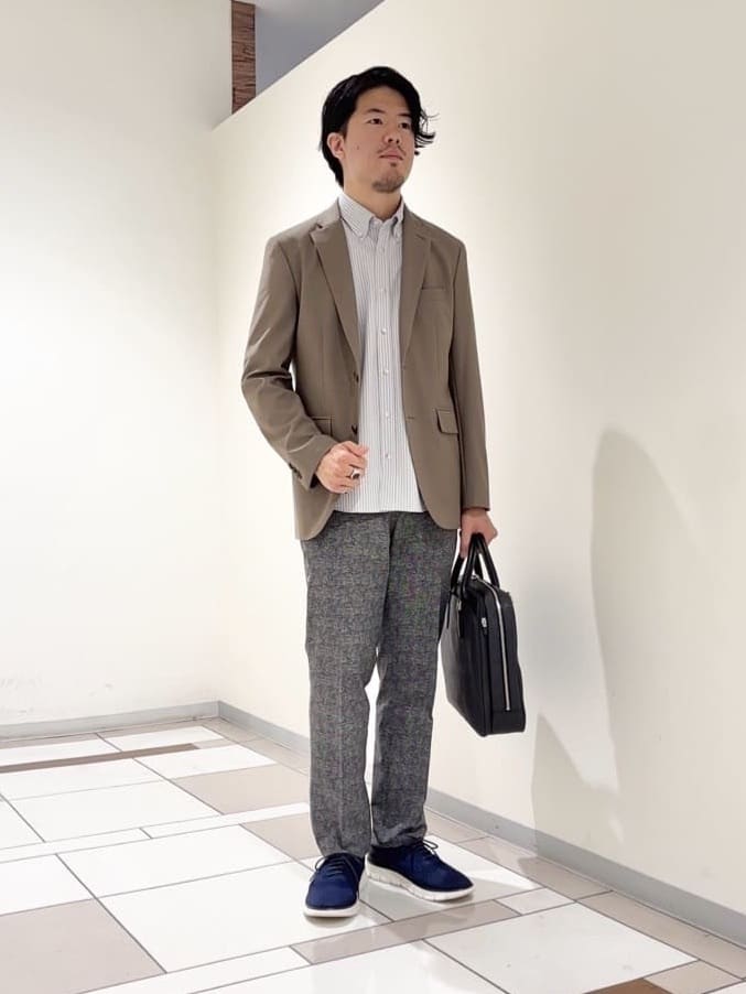 及川さんの「TAKEO KIKUCHI｜【360&deg;ストレッチ／セットアップ対応】None Of Stress ジャケット」を使ったコーディネート