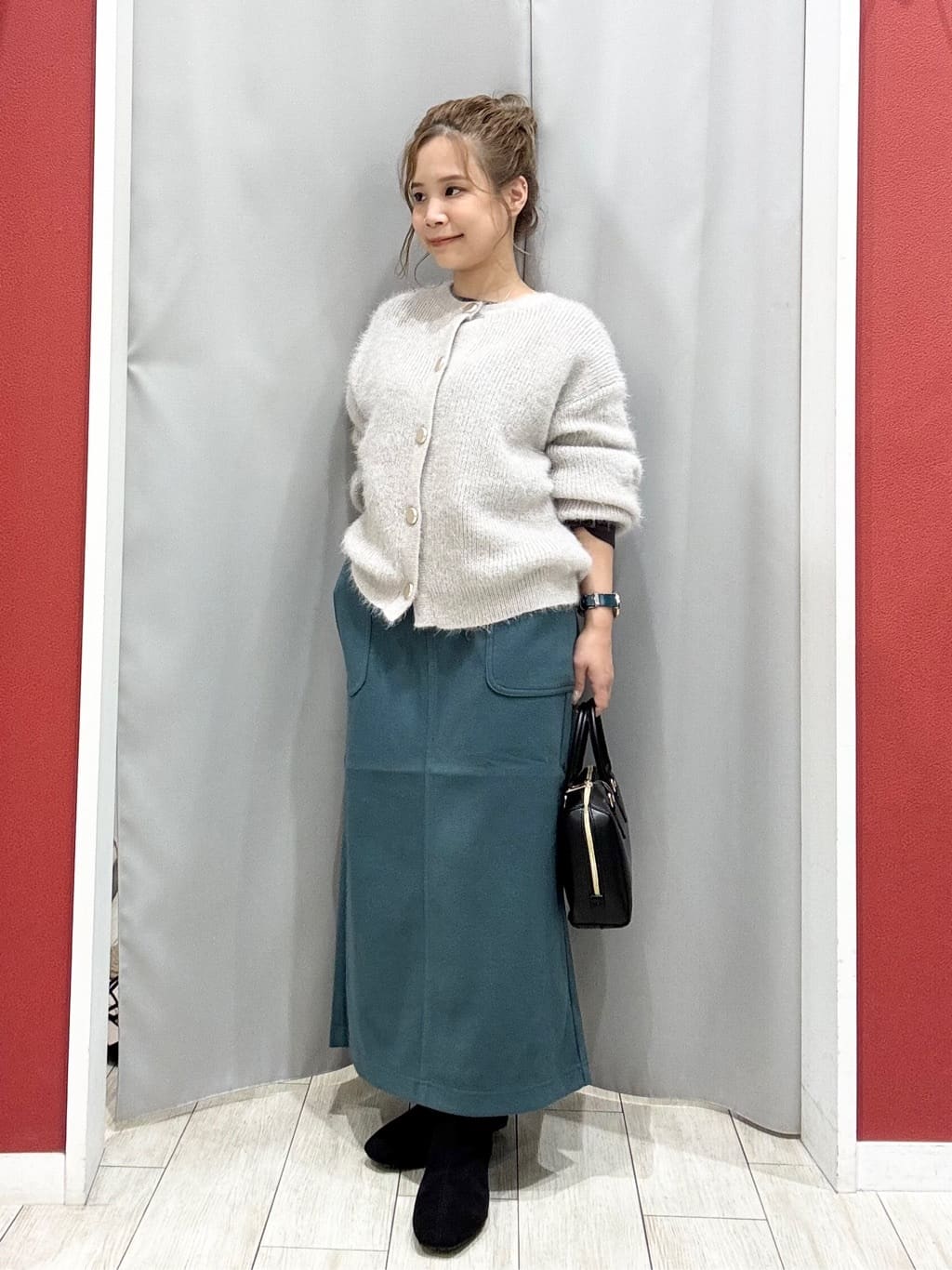 shioさんの「SHOO･LA･RUE｜【高レビュー/洗濯後しわになりにくい】1枚でサマ見え 8分袖ドルマンブラウス」を使ったコーディネート