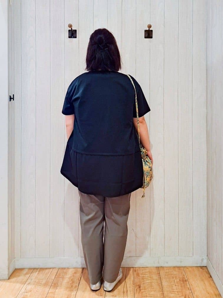 kotomiさんの「SHOO･LA･RUE｜【S-LL/UV/吸水速乾】きれいに体型カバー Aライン チュニックワンピース」を使ったコーディネート