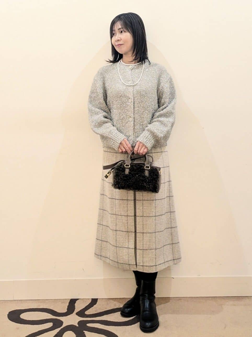 laverさんの「UNTITLED｜【はっ水機能/フード取り外し可】ミディダウンコート」を使ったコーディネート