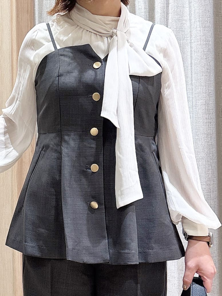 MIYUさんの「grove｜【カセット服】主役級キャミビスチェ」を使ったコーディネート