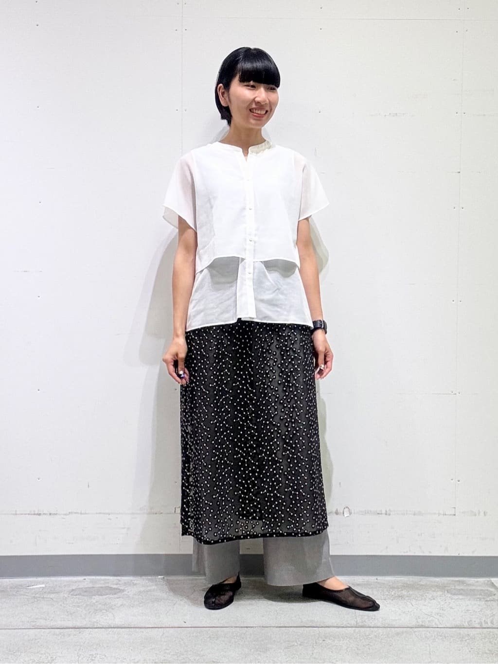 naoさんの「INDIVI｜【トレンド感◎】レイヤード レーススカート」を使ったコーディネート