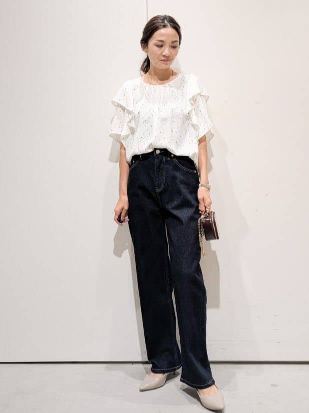 machiさんの「OPAQUE.CLIP｜ランダムドットフリルブラウス【洗濯機洗い可】」を使ったコーディネート