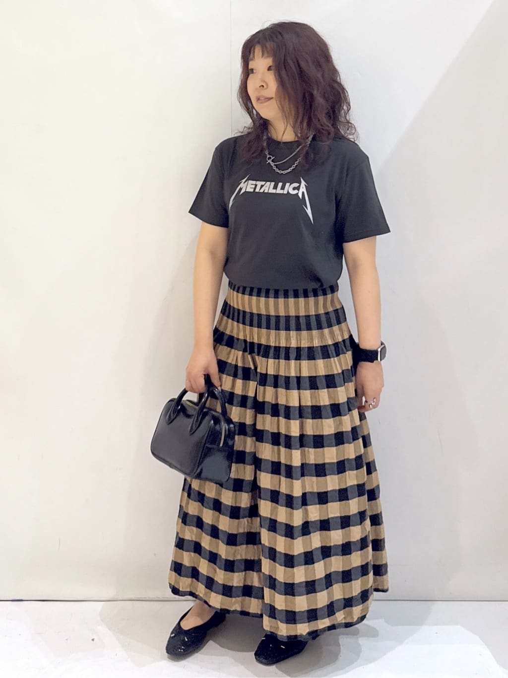 nakkoさんの「OPAQUE.CLIP｜ロックTシャツ別注アソート【GREEN DAY／METALLICA／THE BEATLES】」を使ったコーディネート