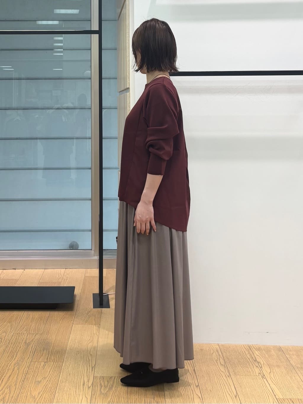 asamiさんの「INDIVI｜【洗える／選べる8色】トーンアップニット」を使ったコーディネート