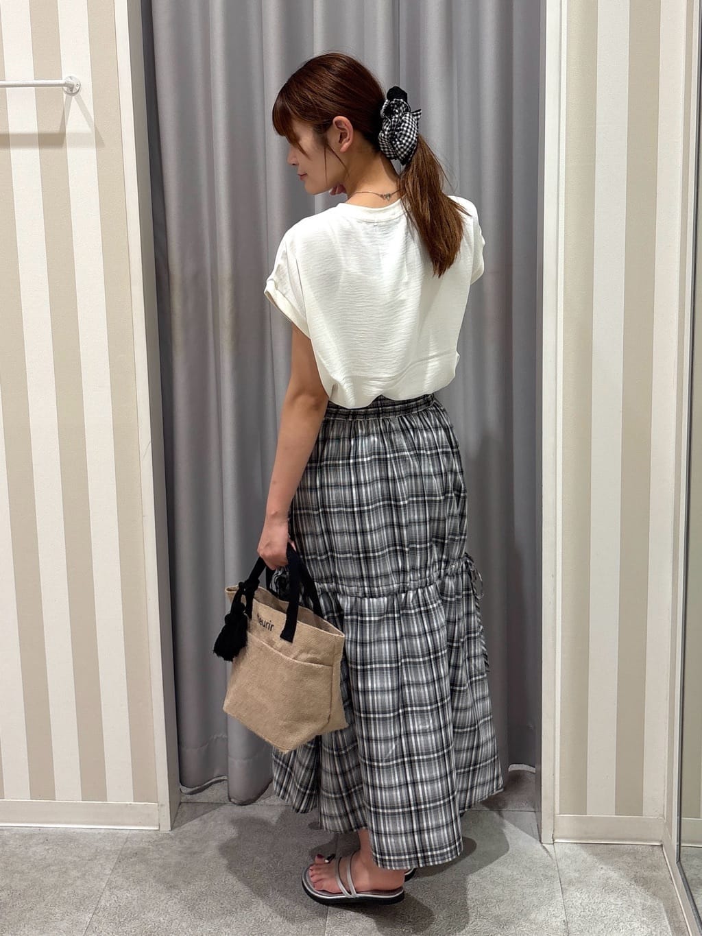 Rikaさんの「SHOO･LA･RUE｜【S-LL】シルエットが変えられる チェック柄リボンフレアスカート」を使ったコーディネート