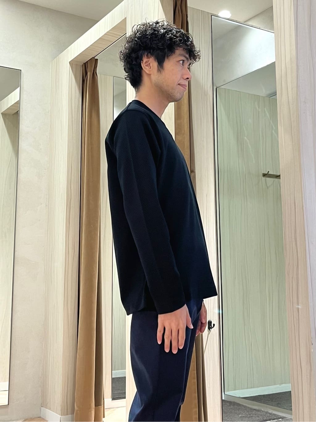 URAさんの「TAKEO KIKUCHI｜【尾州織】ショールカラー カーディガン」を使ったコーディネート