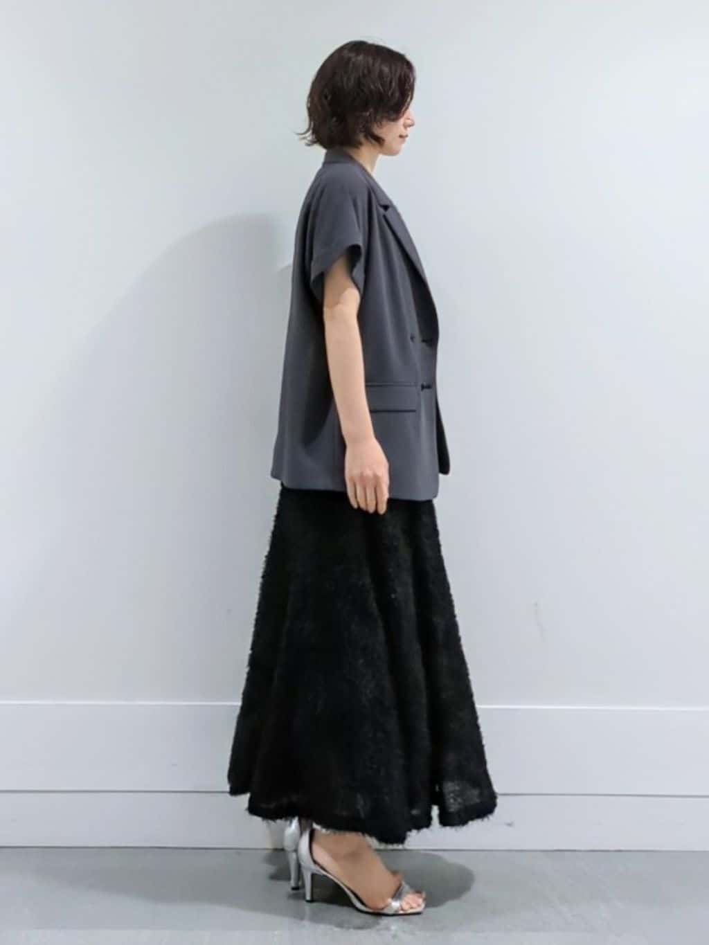 ミズタさんの「UNTITLED｜【セットアップ可/洗える】フェザーフレンチスリーブブラウス」を使ったコーディネート